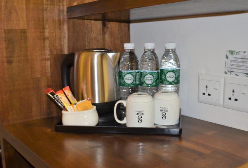 Serapi Hotel Kuching Dış mekan fotoğraf